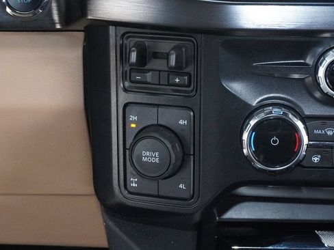 Used 2024 Ford F250 Lariat w/ Lariat Ultimate Package AWD/4WD image 20