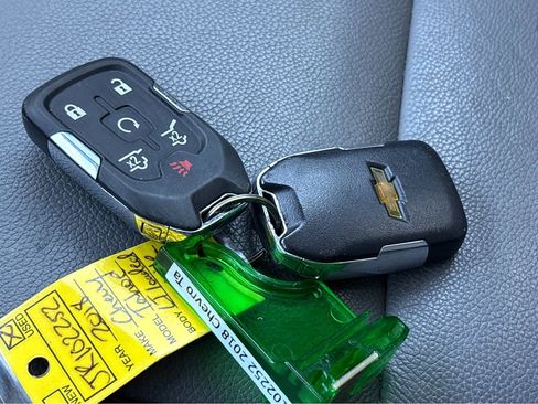 Used 2018 Chevrolet Tahoe LT w/ LT Signature Package image 27