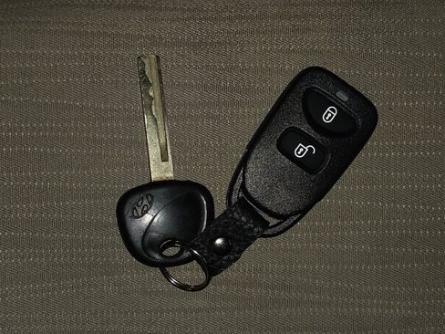 Used 2017 Hyundai Accent Value Edition image 32