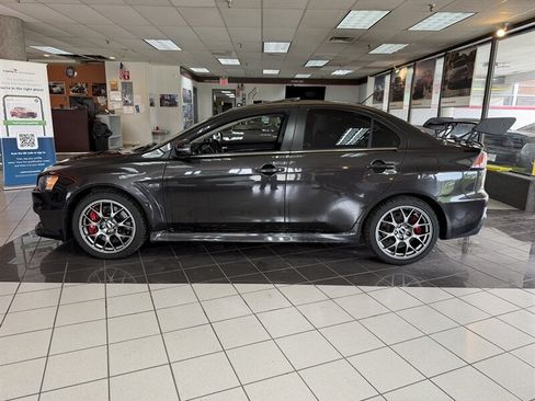 Used 2015 Mitsubishi Lancer Evolution MR AWD/4WD image 2