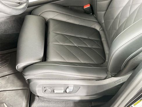 Used 2026 BMW X5 xDrive50e w/ Premium Package AWD/4WD image 20