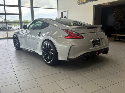 Used 2015 Nissan 370Z NISMO RWD image 41
