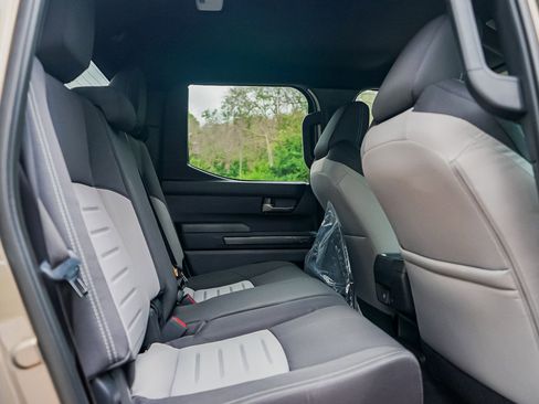 New 2025 Toyota Tacoma TRD Off-Road image 10