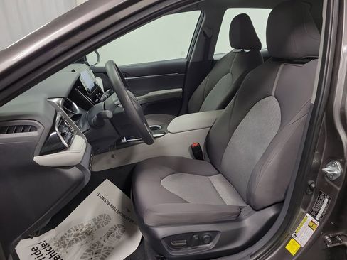 Used 2023 Toyota Camry LE image 13