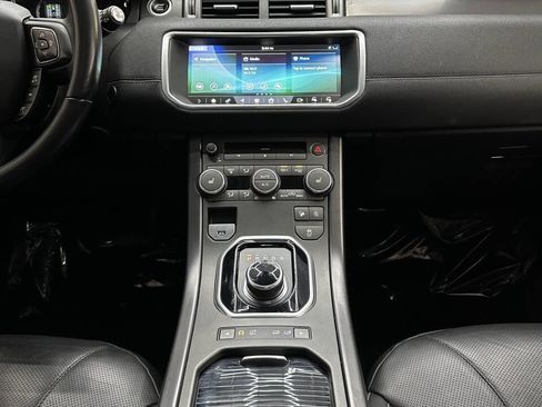 Used 2019 Land Rover Range Rover Evoque HSE image 26