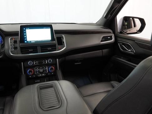 Certified 2023 Chevrolet Tahoe Z71 w/ Luxury Package AWD/4WD image 18