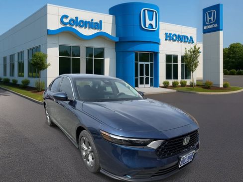 Used 2024 Honda Accord EX image 9