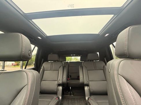 Used 2024 Chevrolet Tahoe RST w/ Luxury Package RWD image 11