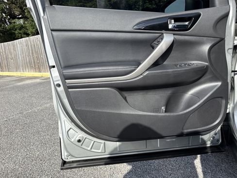 Used 2023 Mitsubishi Eclipse Cross SEL image 13