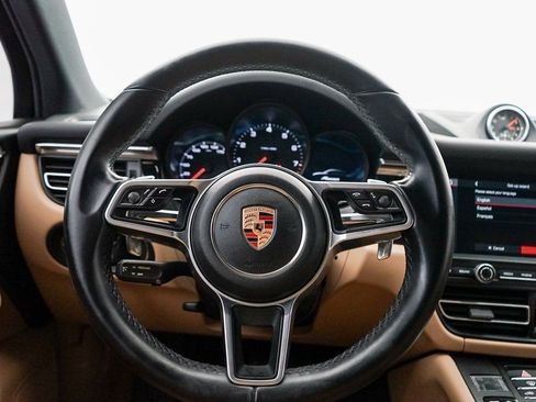 Used 2019 Porsche Macan AWD/4WD image 13