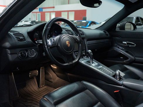 Used 2014 Porsche Cayman RWD image 21
