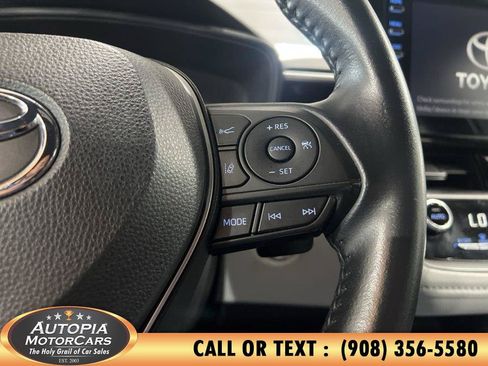 Used 2021 Toyota Corolla SE w/ SE Premium Package FWD image 23