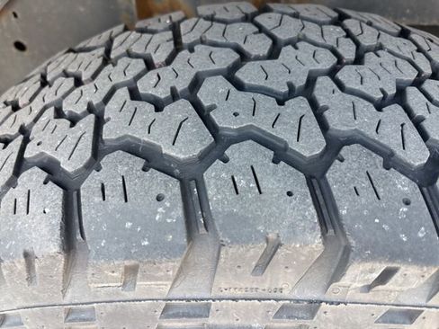 Used 2014 Nissan Titan S AWD/4WD image 11