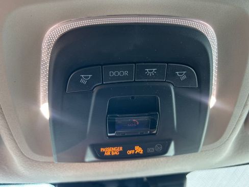 Used 2023 Toyota Corolla LE FWD image 17
