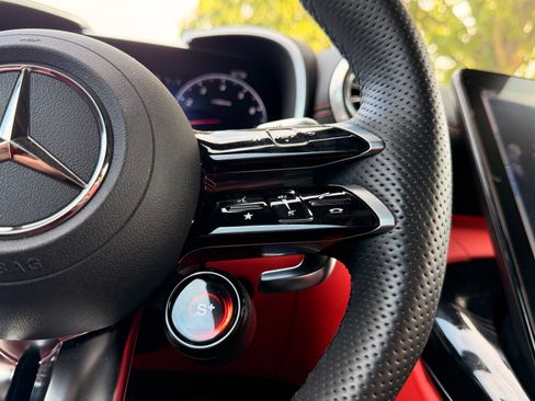 Used 2024 Mercedes-Benz SL 43 AMG image 19
