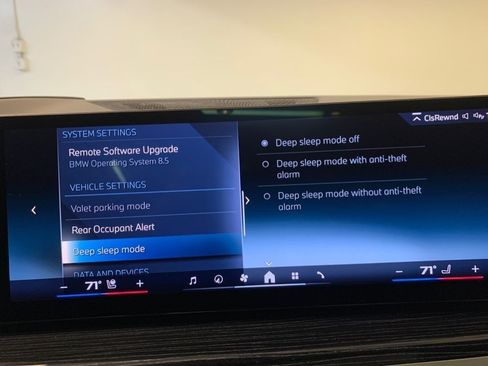 Used 2024 BMW X7 M60i AWD/4WD image 46