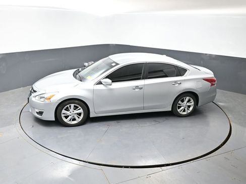 Used 2013 Nissan Altima 2.5 SV FWD image 43