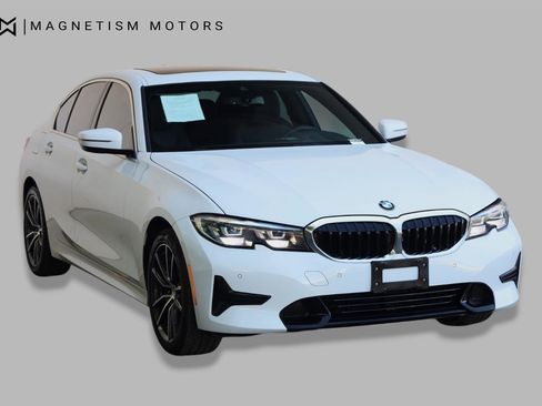 Used 2019 BMW 330i Sedan w/ Driving Assistance Package image 6