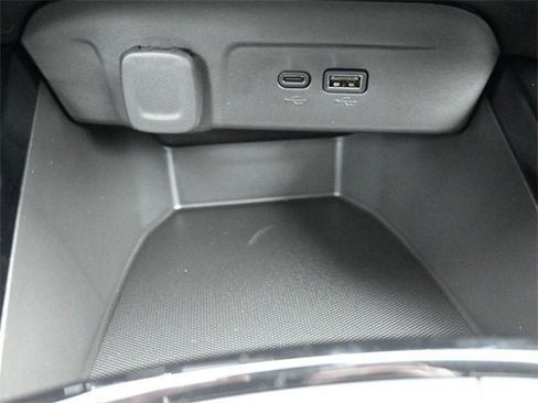 New 2026 Chevrolet Trax LT w/ Midnight Edition image 27