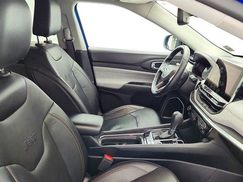 Used 2022 Jeep Compass Latitude w/ Sun and Sound Group image 24