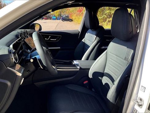New 2026 Mercedes-Benz GLC 43 AMG 4MATIC image 9