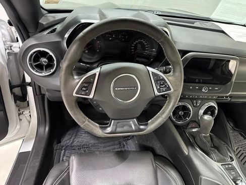 Used 2020 Chevrolet Camaro LT w/ 1LE Track Performance Package RWD image 15