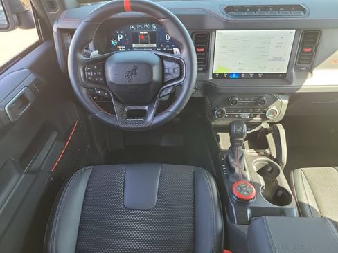 Used 2025 Ford Bronco Raptor AWD/4WD image 16