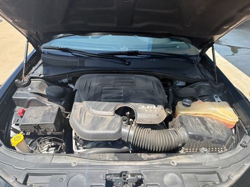 Used 2021 Chrysler 300 S RWD image 12
