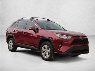 Used 2019 Toyota RAV4 XLE w/ Convenience Package FWD video 3