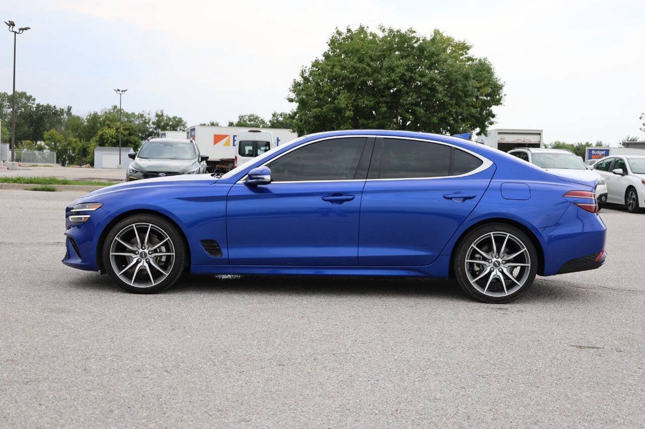 Used 2022 Genesis G70 2.0T w/ Prestige Package RWD image 8