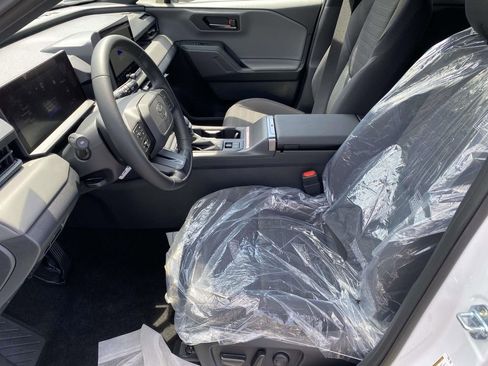 New 2026 Toyota RAV4 SE w/ Convenience Package AWD/4WD image 14