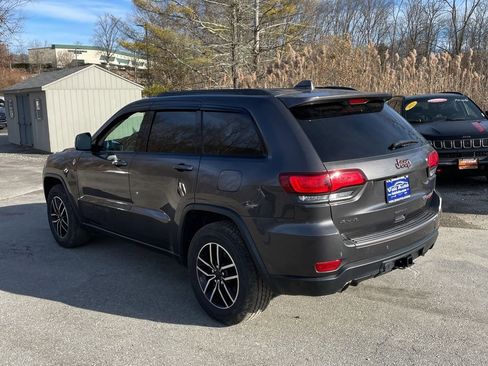 Used 2021 Jeep Grand Cherokee Trailhawk w/ Trailhawk Luxury Group image 6