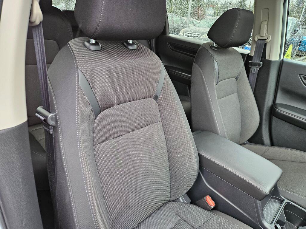 Used 2025 Honda CR-V EX image 10