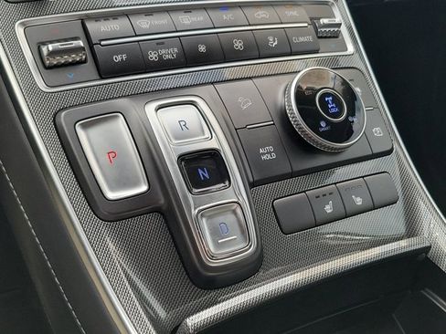 Used 2023 Hyundai Santa Fe SEL Premium image 33