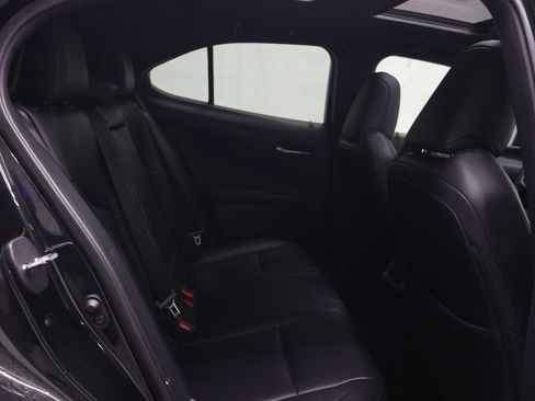 Used 2020 Lexus UX 200 w/ Premium Package FWD image 12