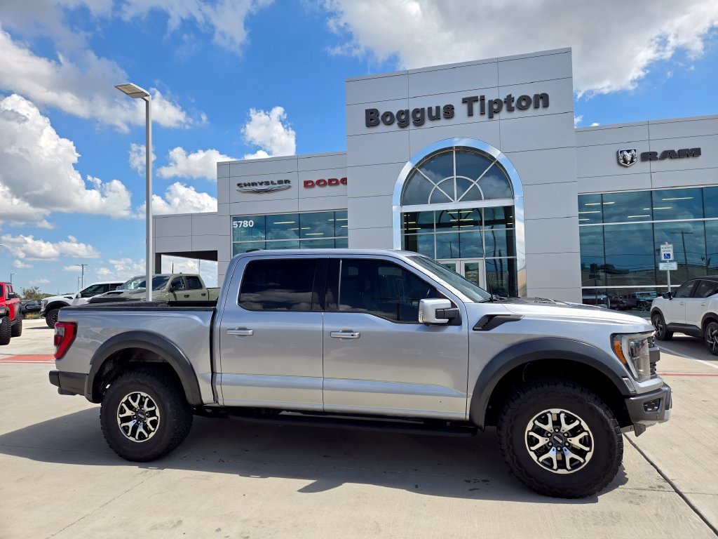 Used 2022 Ford F150 Raptor w/ Equipment Group 801A High AWD/4WD image 2