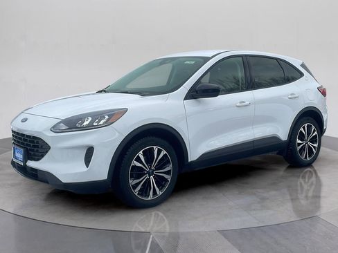 Used 2022 Ford Escape SE w/ SE Sport Appearance Package image 1