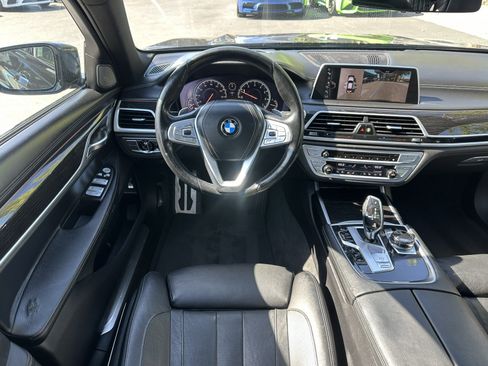 Used 2017 BMW 740i RWD image 16