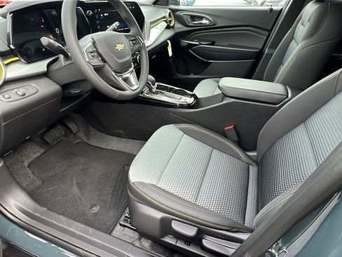 New 2026 Chevrolet Trax LT w/ LT Convenience Package image 13