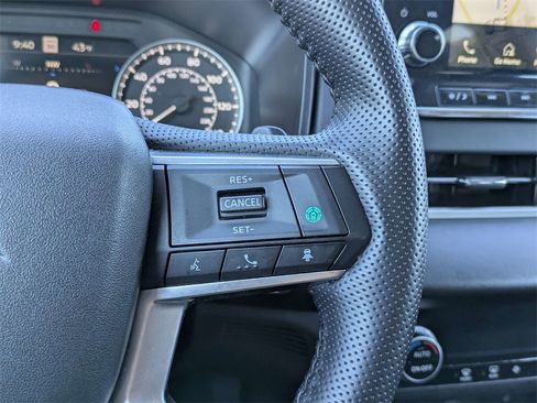 Used 2024 Mitsubishi Outlander SE image 27