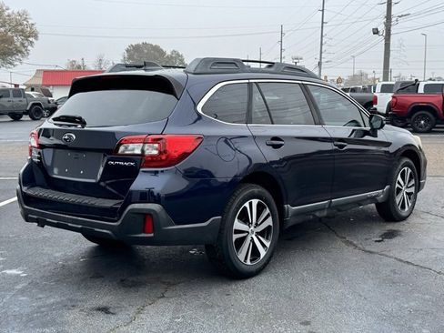 Used 2018 Subaru Outback 2.5i Limited image 5
