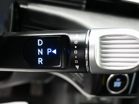 Used 2024 Hyundai Ioniq 5 Limited image 23