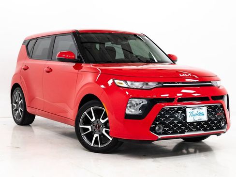 Certified 2022 Kia Soul GT-Line FWD image 6