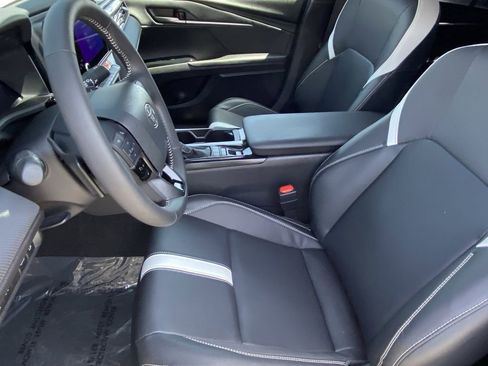 Certified 2025 Toyota Camry SE w/ Convenience Package FWD image 23
