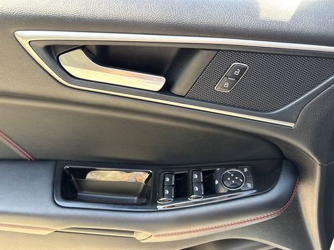 Used 2020 Ford Edge ST-Line image 16