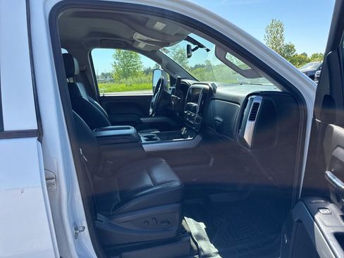 Used 2015 Chevrolet Silverado 2500 LTZ AWD/4WD image 38