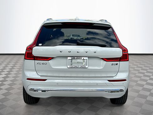 Used 2022 Volvo XC60 B5 Inscription w/ Advanced Package image 6