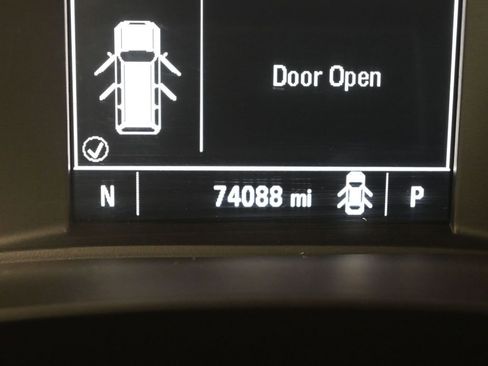 Used 2018 Chevrolet Traverse LS image 39