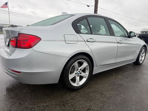 Used 2013 BMW 328i Sedan RWD image 8