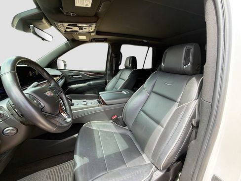 Used 2023 Cadillac Escalade Premium Luxury w/ LPO, Radiant Package AWD/4WD image 22